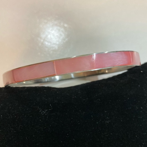 Art Deco Style Silver Tone and Pink Mother of Pearl Bangle Bracelet - Picture 2 of 6